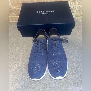 Cole Haan Zerogrand wing Oxford blue suede size 7.5
